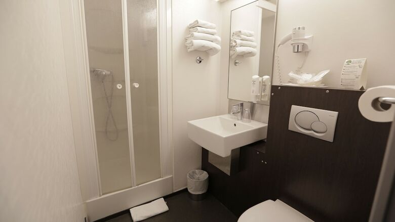 Hotel H�tel Au Petit Caporal
