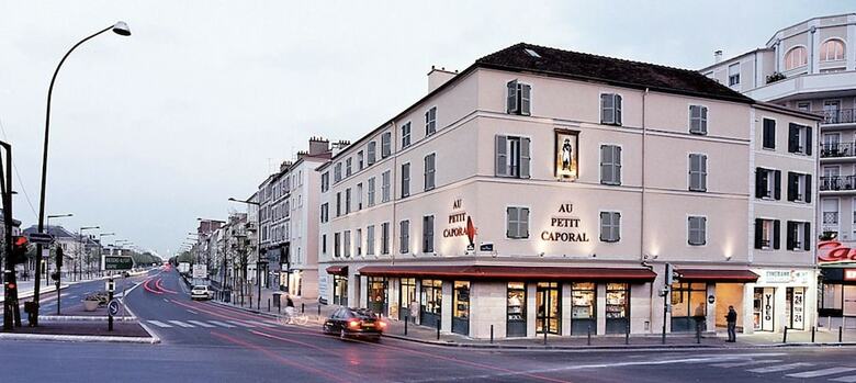 Hotel H�tel Au Petit Caporal