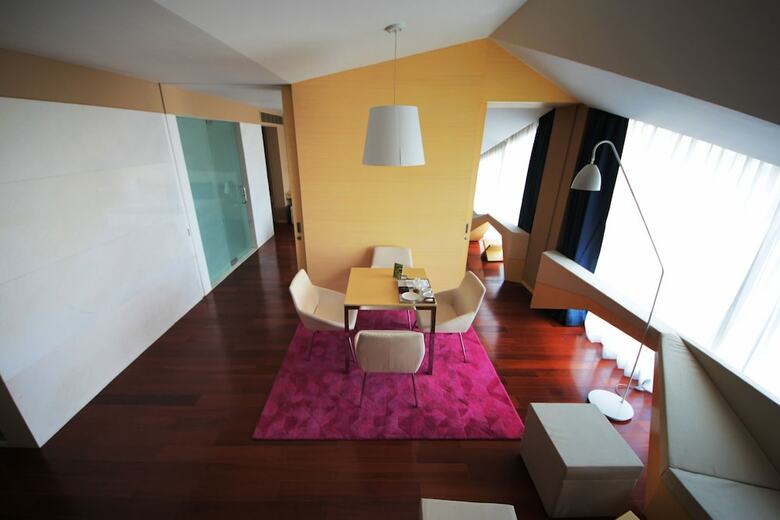 Hotel Vivanta New Delhi,dwarka