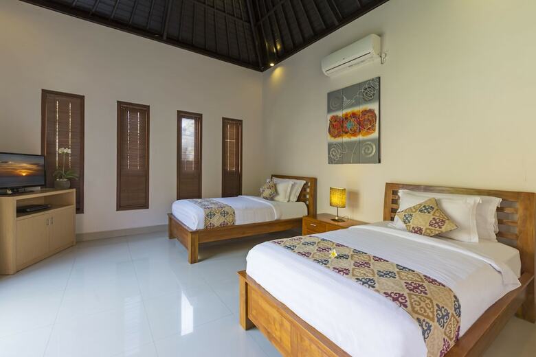 Kubal Villa & Restaurant