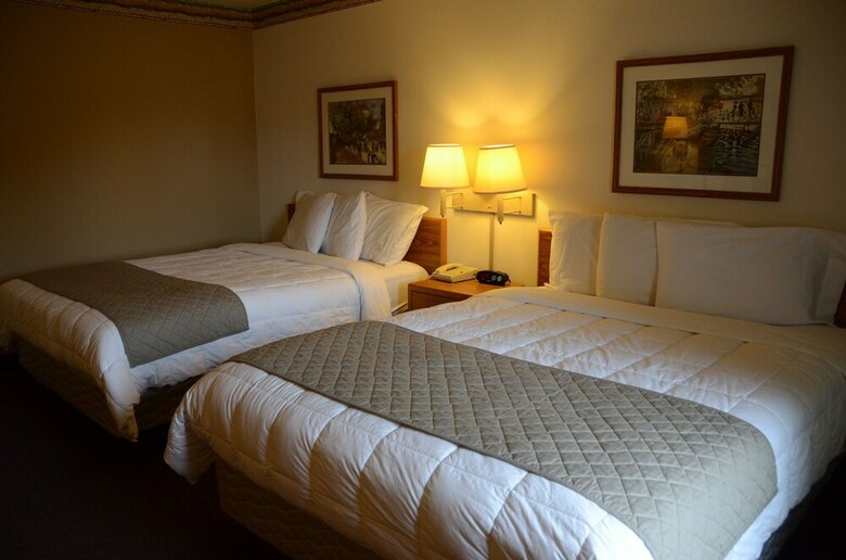 Hotel Fairbridge Inn & Suites In Thorp, Wi