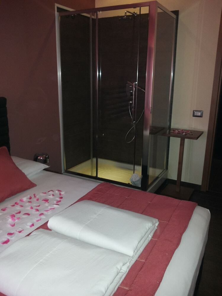 Aida Charming Rooms