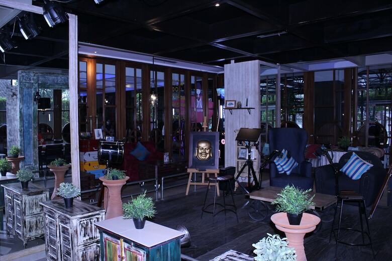 Hotel The 1o1 Bandung Dago