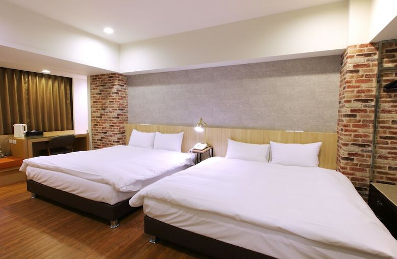 Old Fashion Hotel