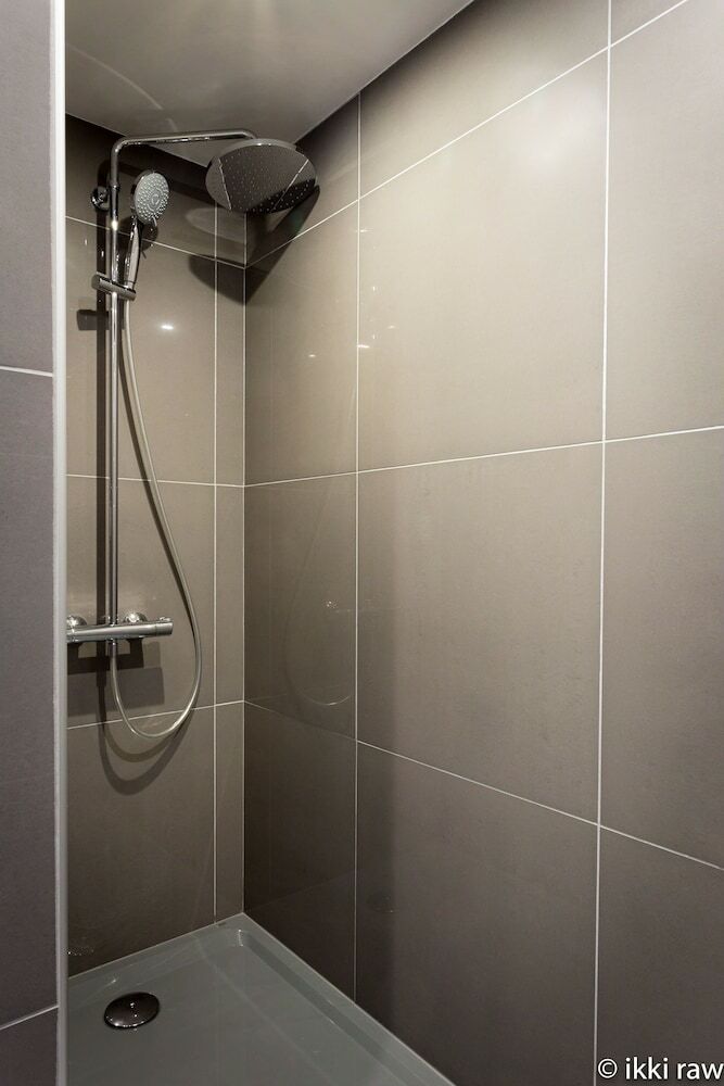 Hotel H�tel Lib�ra Caen