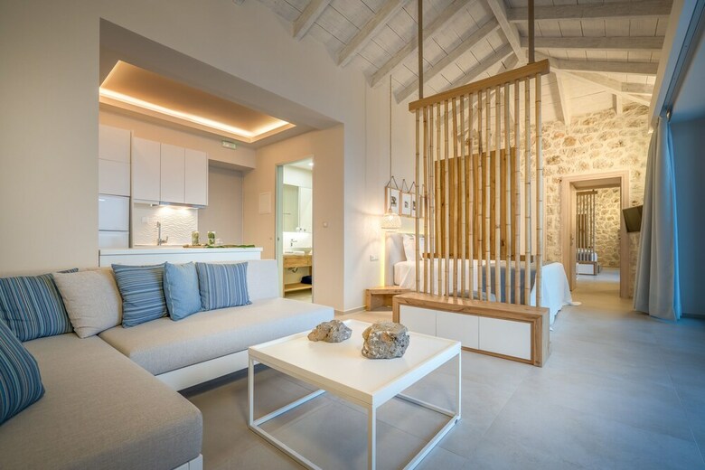Emerald Villas & Suites