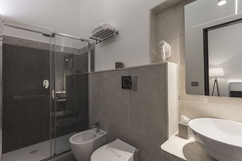 B&B Nostos