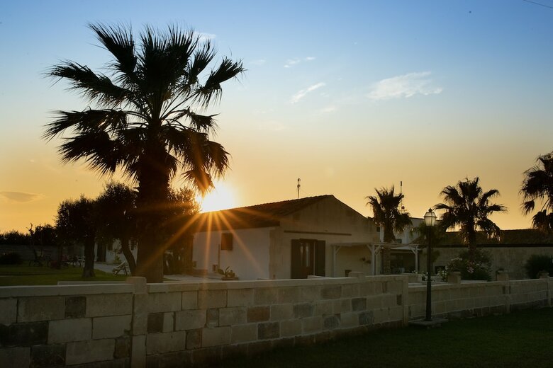 Hotel Masseria Dei Monaci