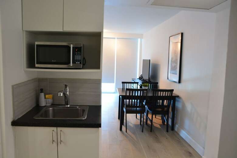 Aparthotel New Point Miami Beach Apartments