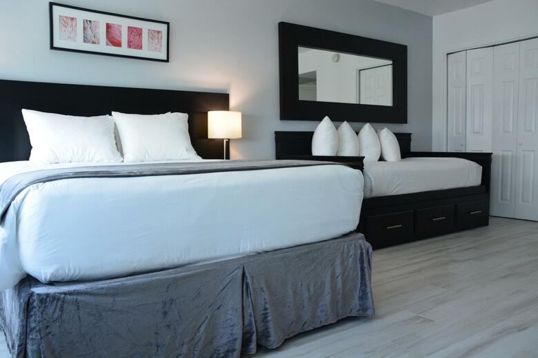 Aparthotel New Point Miami Beach Apartments