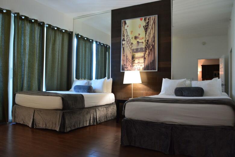 Aparthotel New Point Miami Beach Apartments