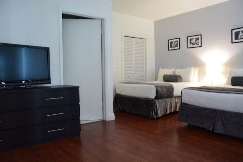 Aparthotel New Point Miami Beach Apartments
