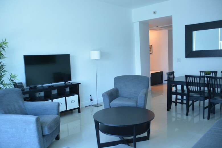 Aparthotel New Point Miami Beach Apartments