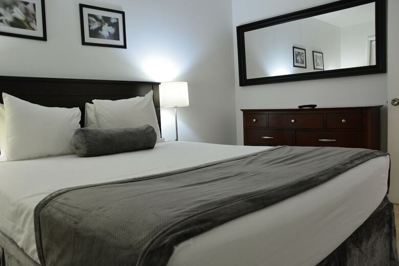 Aparthotel New Point Miami Beach Apartments