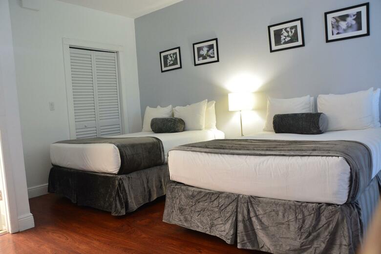 Aparthotel New Point Miami Beach Apartments