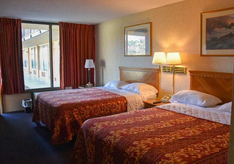 Hotel Homeplace Inn