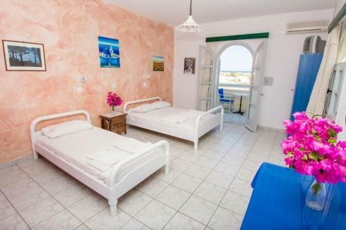 Hotel Perivolos Sandy Village