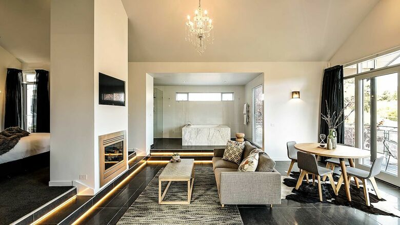 Hotel Hepburn Spa Retreat