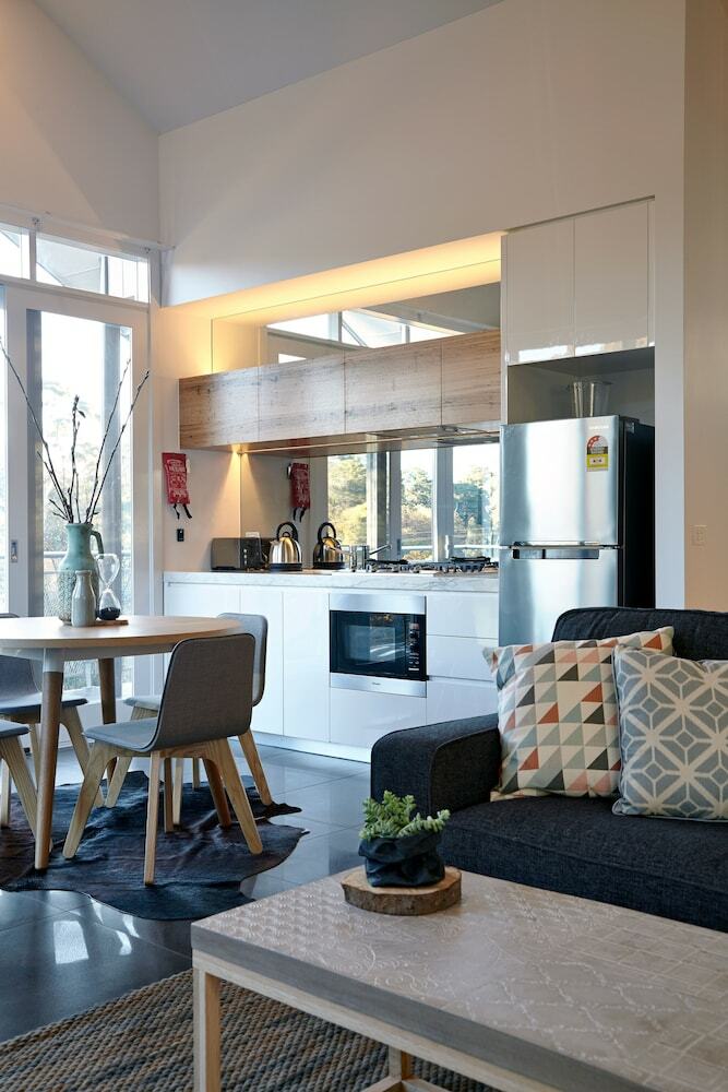 Hotel Hepburn Spa Retreat