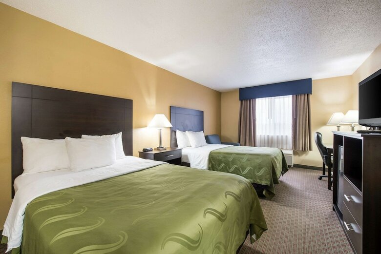 Hotel Quality Inn & Suites