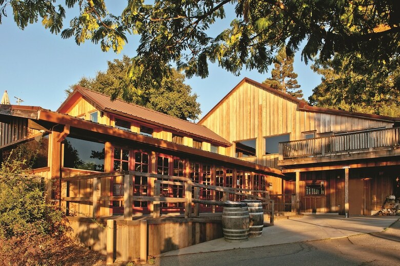 Juniper Hotel Cupertino, Curio Collection By Hilton