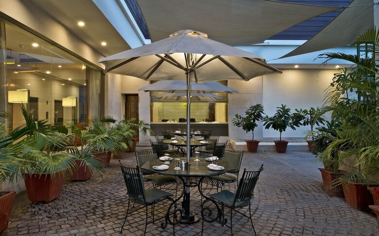 Nirwana Hometel Jaipur - A Sarovar Hotel