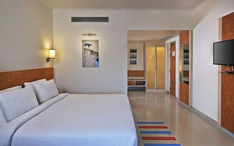 Nirwana Hometel Jaipur - A Sarovar Hotel