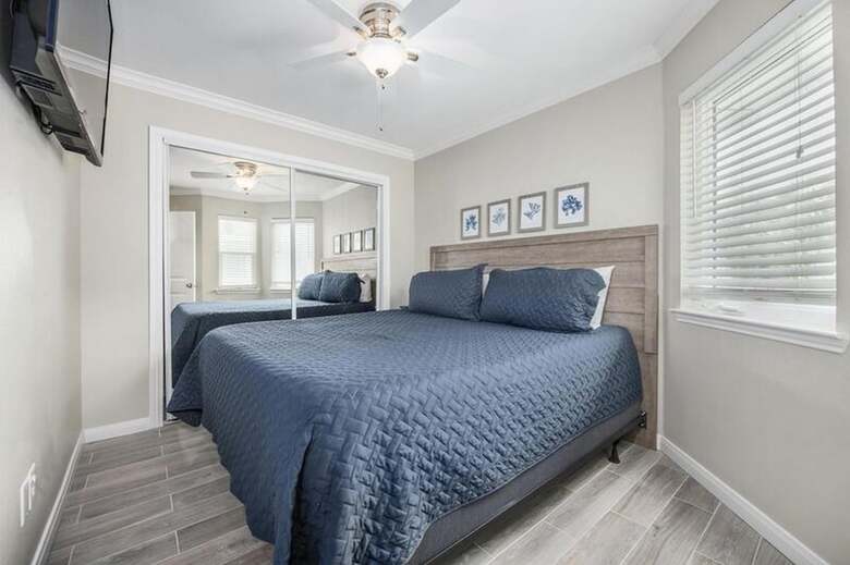 Seascape Deluxe Beach Condos By A B Sea Rentals