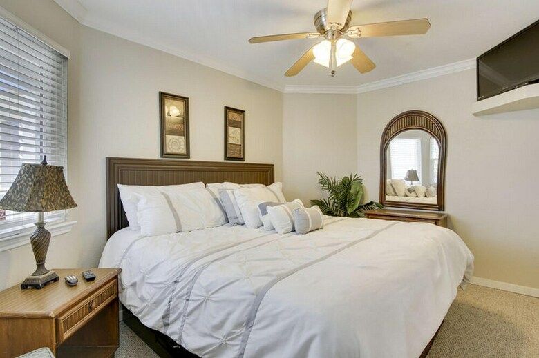 Seascape Deluxe Beach Condos By A B Sea Rentals