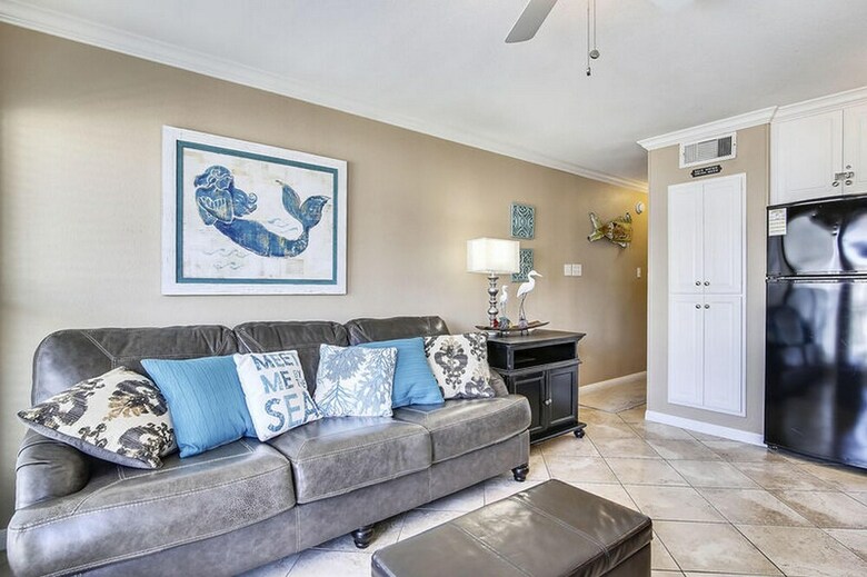 Seascape Deluxe Beach Condos By A B Sea Rentals