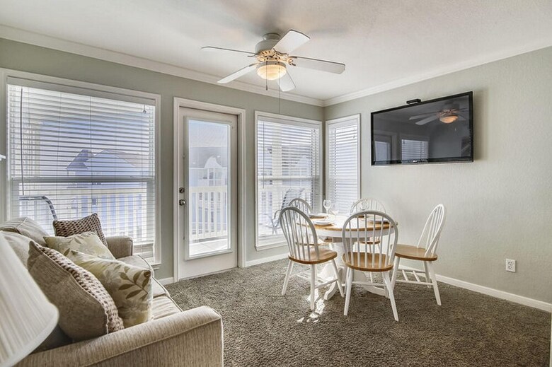 Seascape Deluxe Beach Condos By A B Sea Rentals