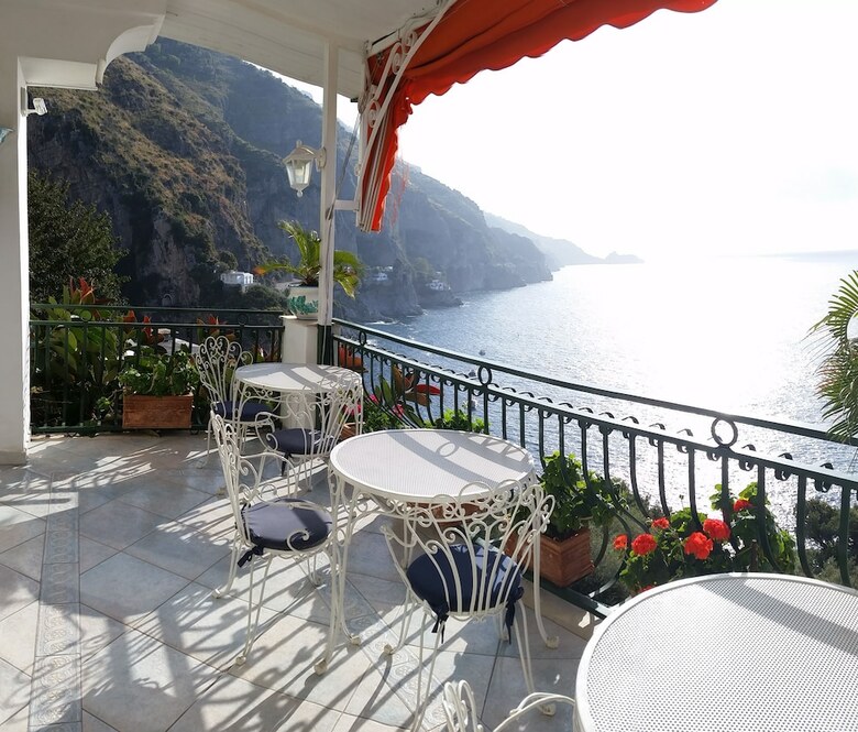 Hotel La Perla