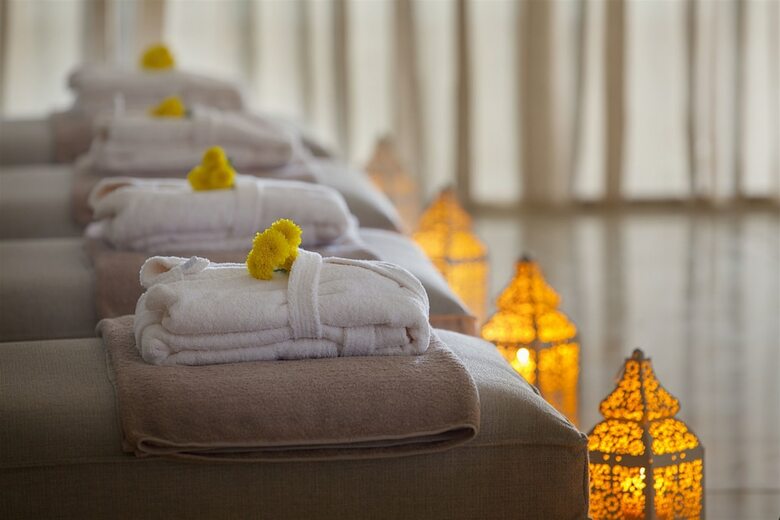 King Evelthon Beach Hotel & Resort