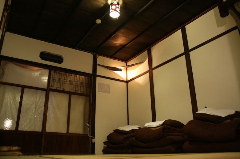 Hostal Osaka Guest House Drummer's Dream