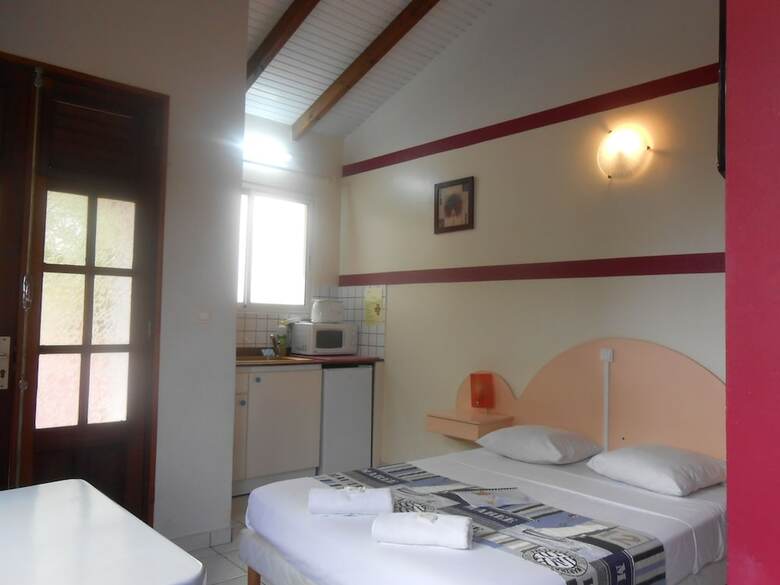 Residencia Courbaril Village