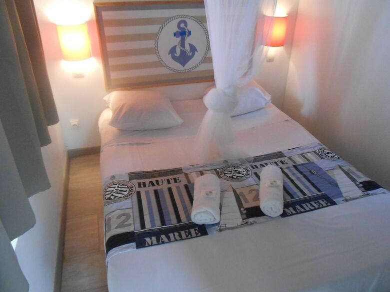 Residencia Courbaril Village