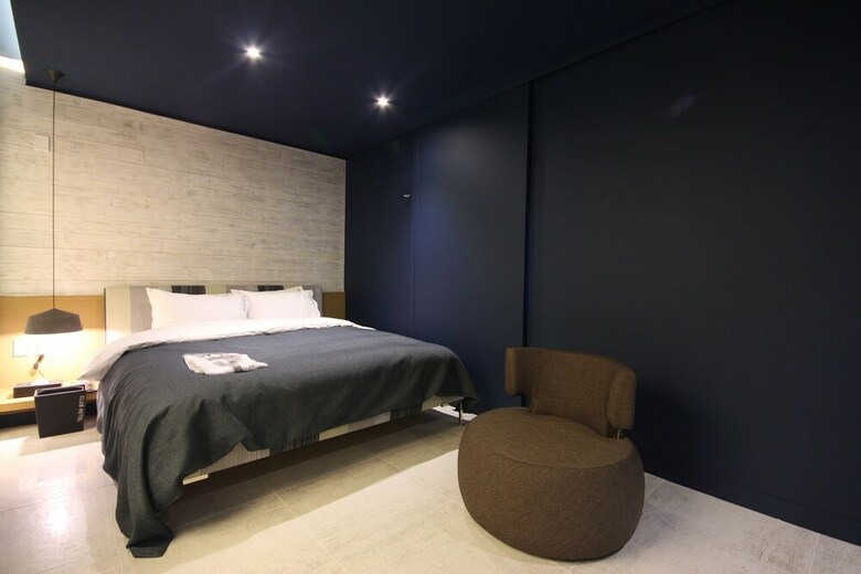 Club Hotel