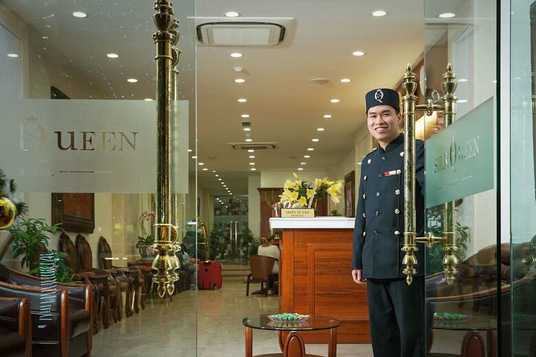Silk Queen Hotel
