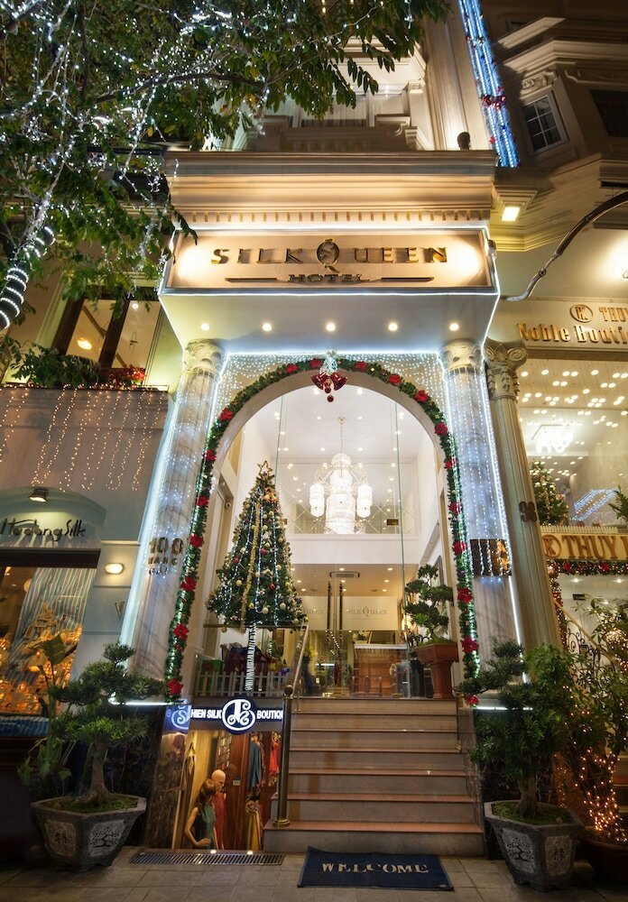 Silk Queen Hotel