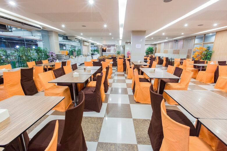 Hotel Three Seasons Place