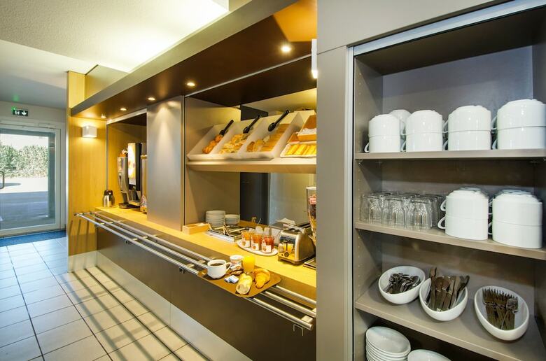 Hotel B&B H�tel Chartres Le Forum