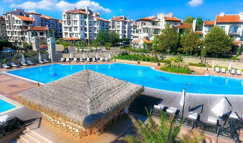 Hotel Oasis Resort & Spa