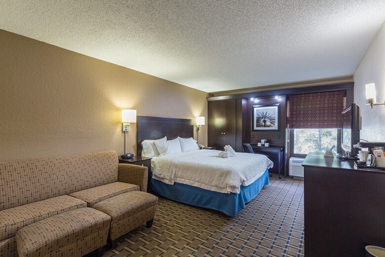 Brandon Center Hotel, An Ihg Property