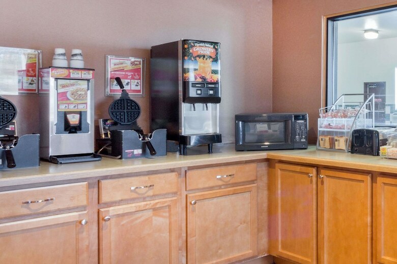 Motel Super 8 By Wyndham Cloverdale