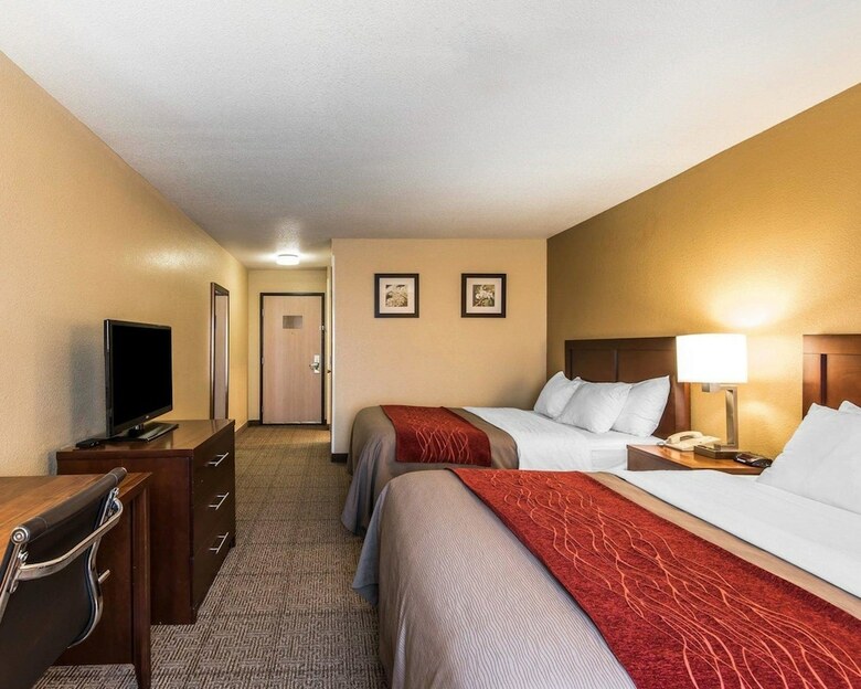 Hotel Quality Inn & Suites