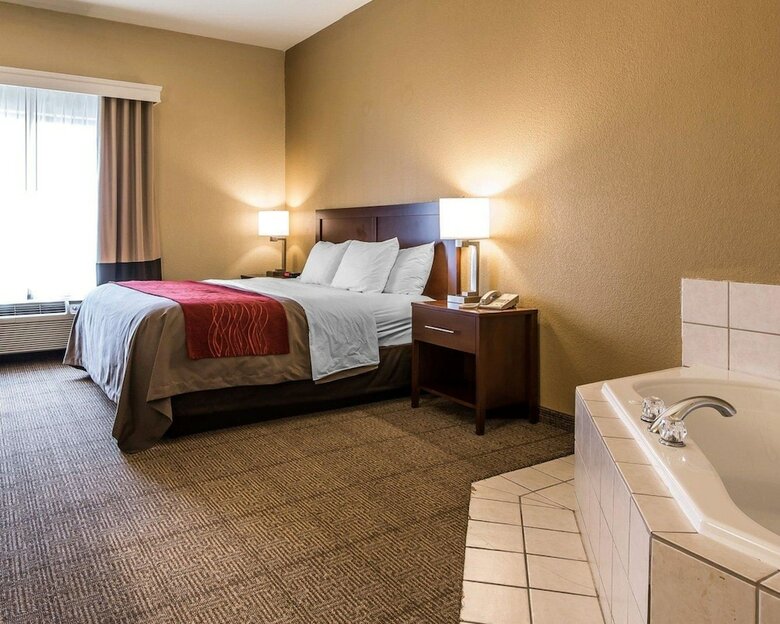 Hotel Quality Inn & Suites