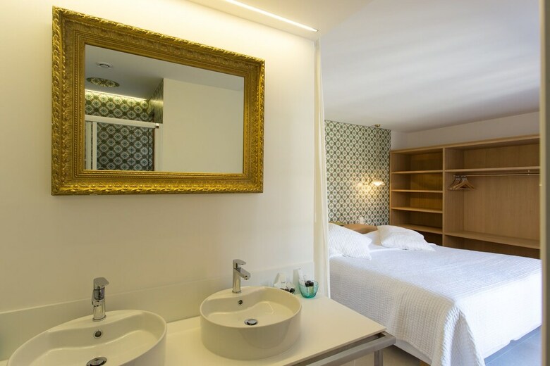 Hotel H�tel Les Capucines