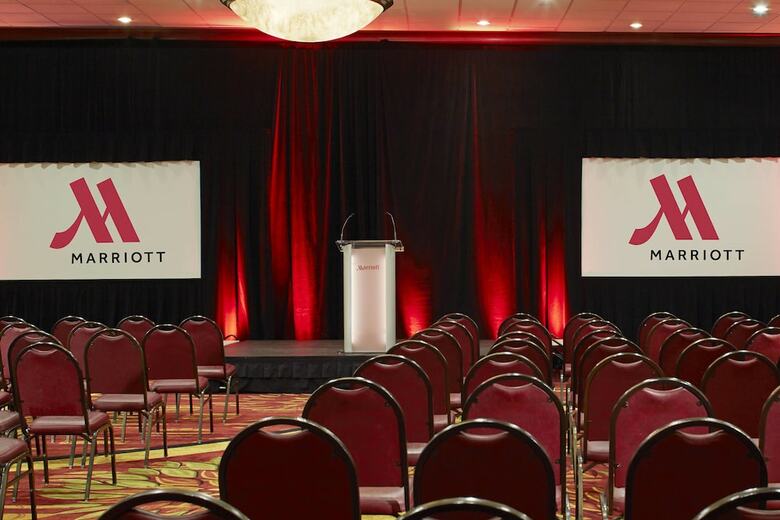 Hotel Chicago Marriott Northwest
