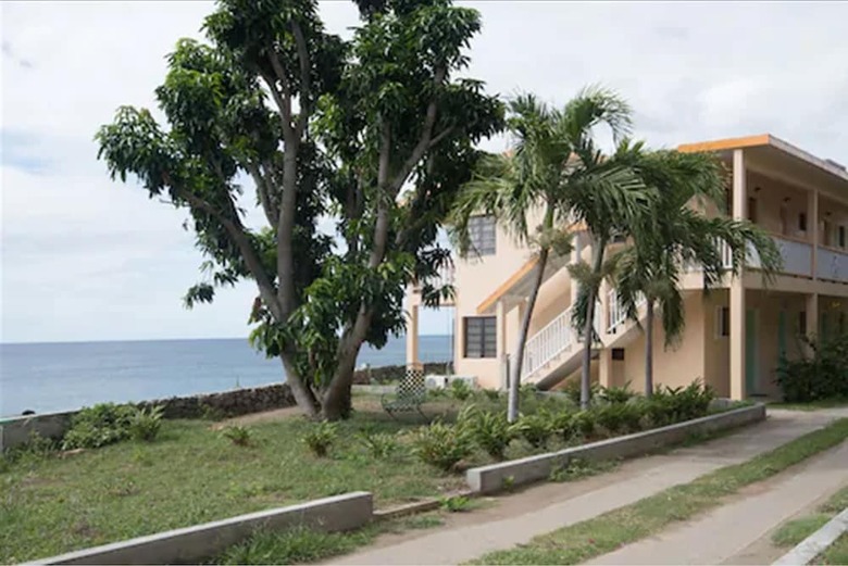 Bird Rock Beach Hotel