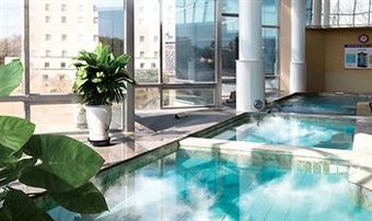 Kolon Hotel